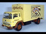 BEDFORD TK BOX VAN GOLDENLAY YORKSHIRE EGGS-22904