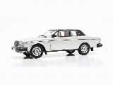 VOLVO 262C BERTONE 1981 SILVER 1-18 SCALE CML022-1