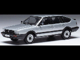 VOLKSWAGEN PASSAT B2 SILVER 1985 1-43 SCALE CLC425N